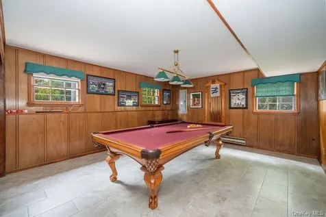 40 Hanson Lane New Rochelle NY 10804