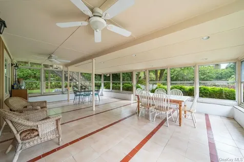 40 Hanson Lane New Rochelle NY 10804
