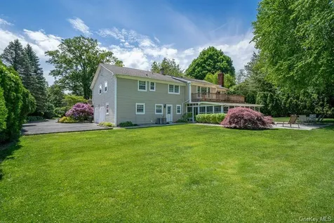 40 Hanson Lane New Rochelle NY 10804