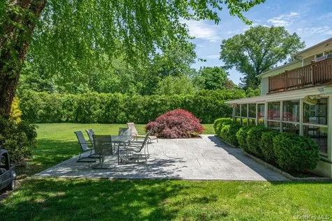 40 Hanson Lane New Rochelle NY 10804