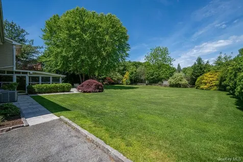 40 Hanson Lane New Rochelle NY 10804
