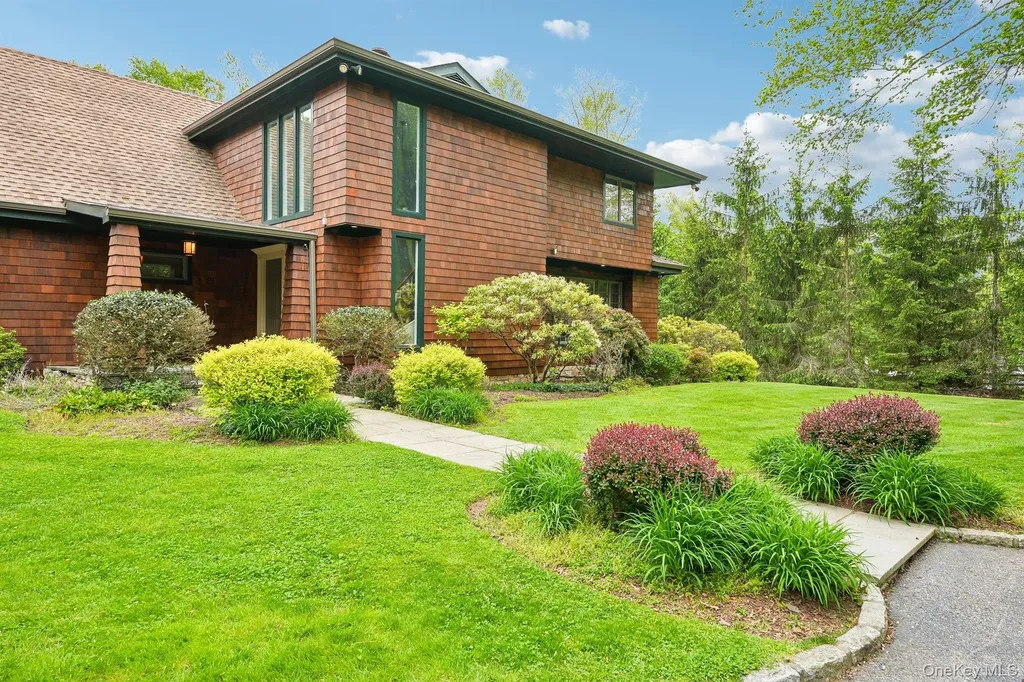 27 Cat Ridge Road North Salem NY 10560