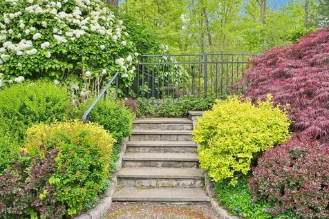 27 Cat Ridge Road North Salem NY 10560