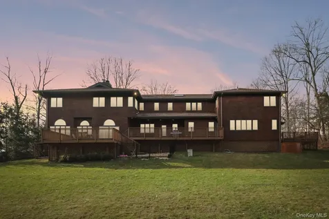 27 Cat Ridge Road North Salem NY 10560