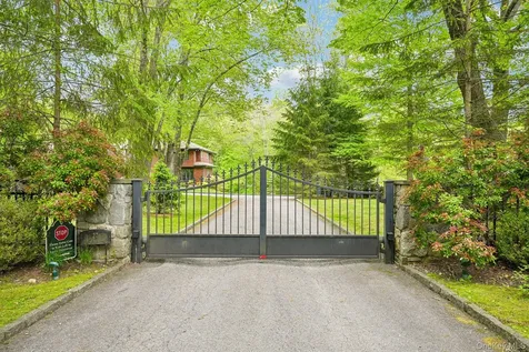 27 Cat Ridge Road North Salem NY 10560
