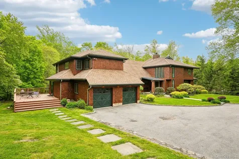 27 Cat Ridge Road North Salem NY 10560