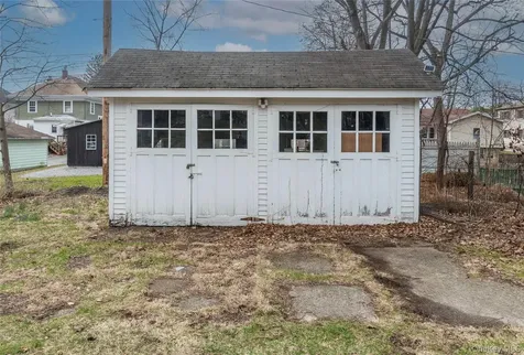 17 Streit Avenue Poughkeepsie NY 12603