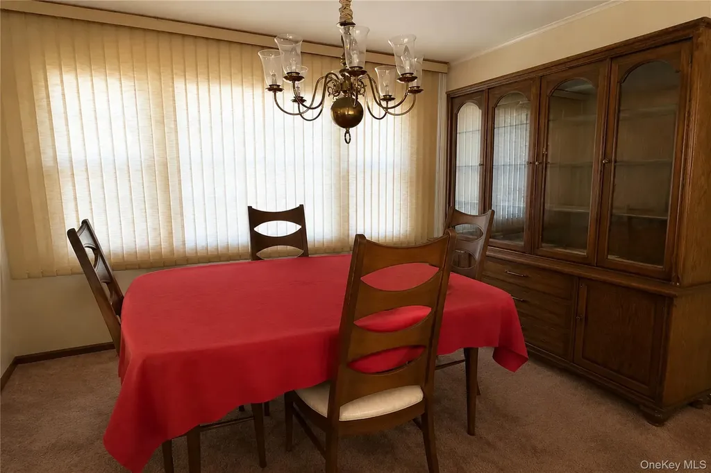 1108 Mcdonald Avenue Wantagh NY 11793