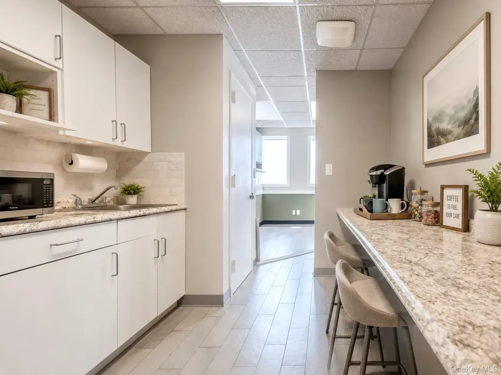 1575 Hillside Avenue New Hyde Park NY 11040