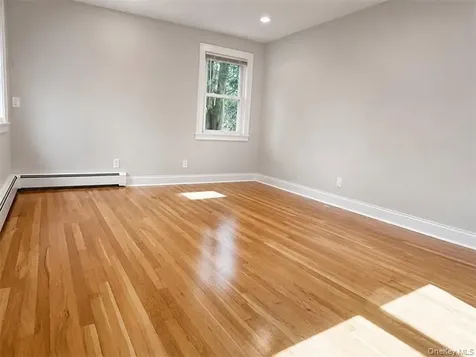 5 Eaton Road Syosset NY 11791