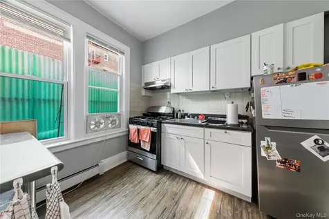 2526 30th Avenue Astoria NY 11102