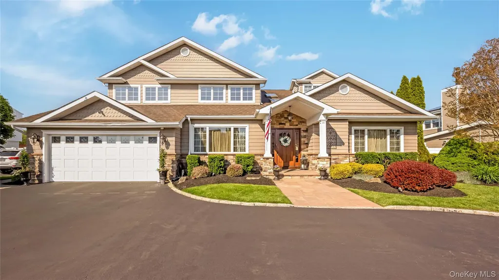 164 Pace Drive S West Islip NY 11795
