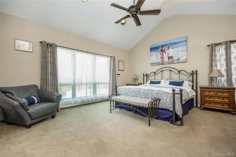 164 Pace Drive S West Islip NY 11795