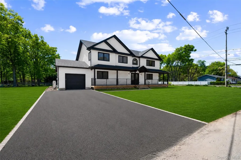 845 Islip Avenue Central Islip NY 11722