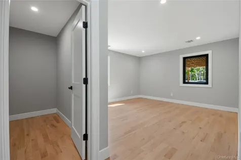 845 Islip Avenue Central Islip NY 11722