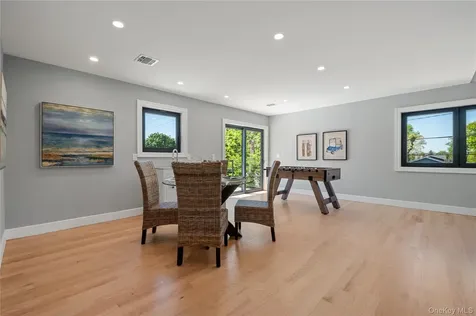 845 Islip Avenue Central Islip NY 11722