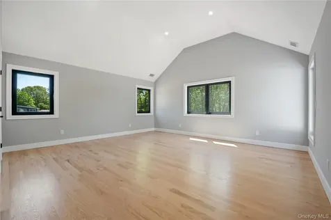 845 Islip Avenue Central Islip NY 11722