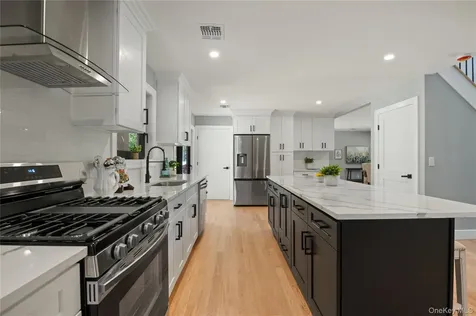 845 Islip Avenue Central Islip NY 11722