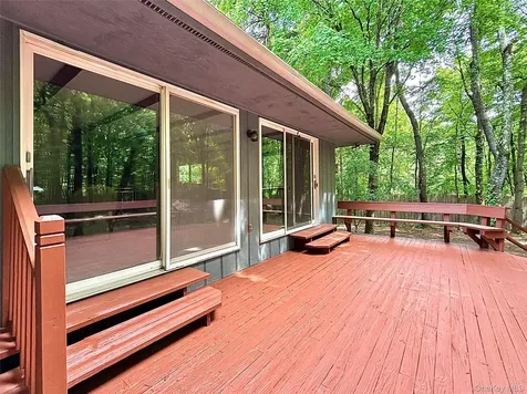 243 Fraleigh Lane Red Hook NY 12571