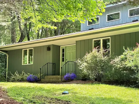 243 Fraleigh Lane Red Hook NY 12571