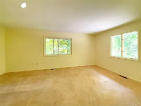 243 Fraleigh Lane Red Hook NY 12571