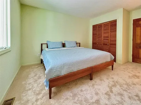 243 Fraleigh Lane Red Hook NY 12571
