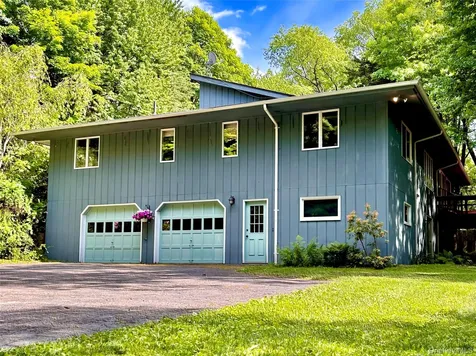 243 Fraleigh Lane Red Hook NY 12571