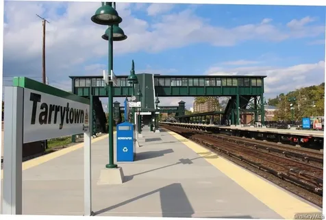 330 S Broadway Tarrytown NY 10591