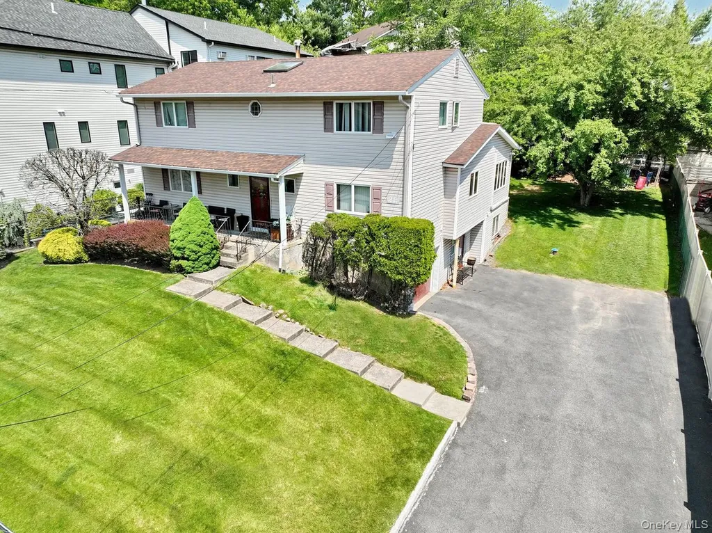 22 Jill Lane Monsey NY 10952