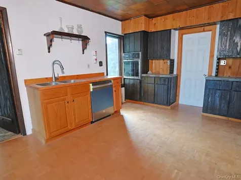 378 Broadway Ulster Park NY 12487