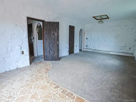 378 Broadway Ulster Park NY 12487