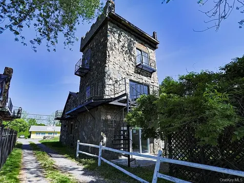 378 Broadway Ulster Park NY 12487