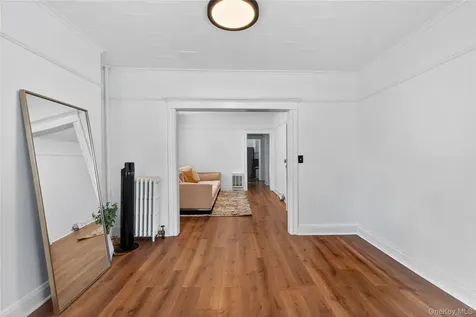117 Greenvale Avenue Yonkers NY 10703