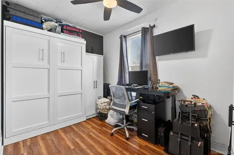 117 Greenvale Avenue Yonkers NY 10703