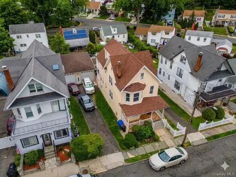 117 Greenvale Avenue Yonkers NY 10703
