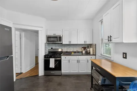 117 Greenvale Avenue Yonkers NY 10703