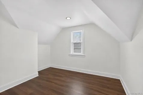 117 Greenvale Avenue Yonkers NY 10703