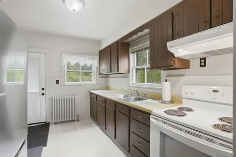 658 Route 216 Poughquag NY 12570