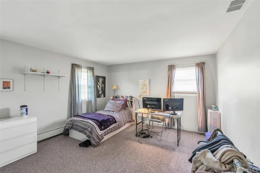 18 Ron Court Commack NY 11725