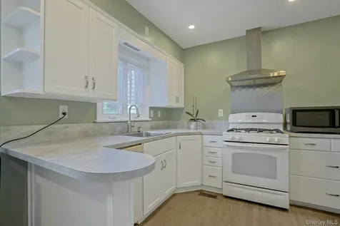 31 Townline Road Pearl River NY 10965