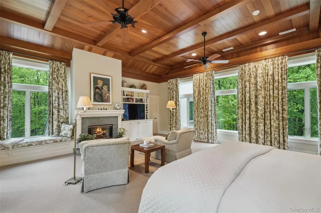 17 Eastwoods Road Pound Ridge NY 10576