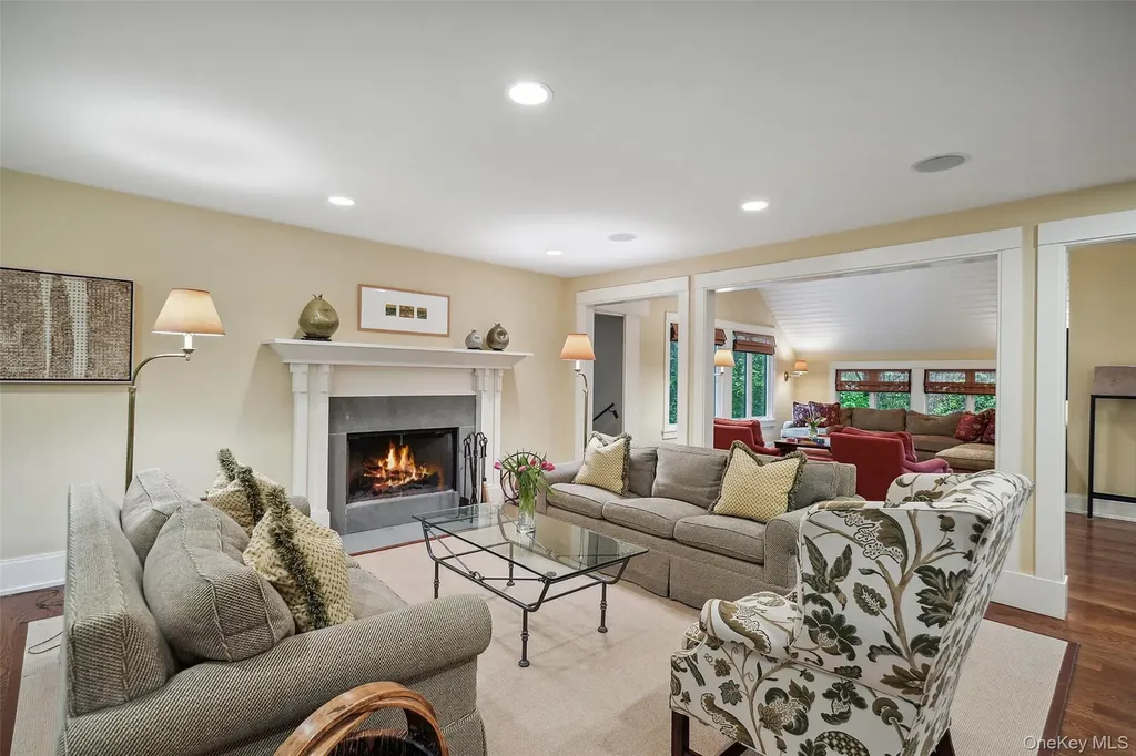 17 Eastwoods Road Pound Ridge NY 10576