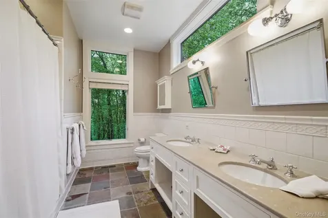 17 Eastwoods Road Pound Ridge NY 10576