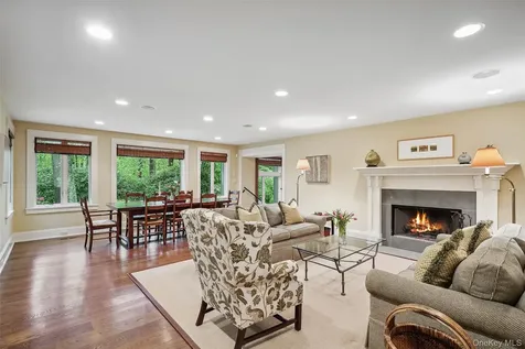 17 Eastwoods Road Pound Ridge NY 10576