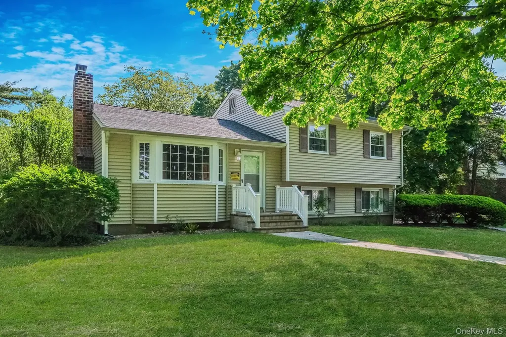 41 Brand Drive Huntington NY 11743