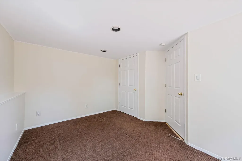 41 Brand Drive Huntington NY 11743