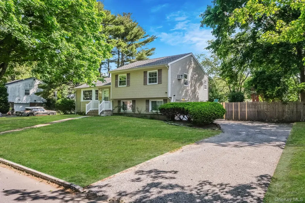 41 Brand Drive Huntington NY 11743