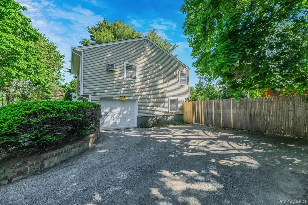 41 Brand Drive Huntington NY 11743