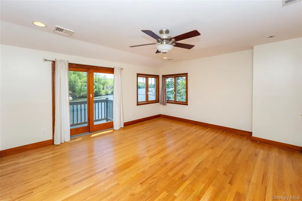 1564 Route 292 Holmes NY 12531