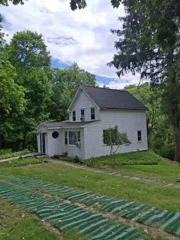 73 Suffern Lane Thiells NY 10984